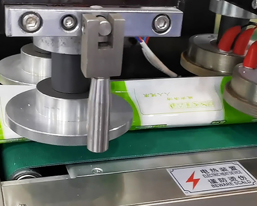 湿巾生产设备多少钱一台？