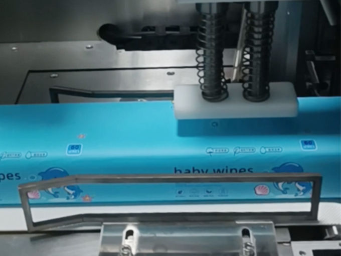 河北邢台6道全自动婴幼儿湿巾机